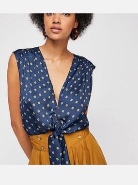 NWT Free People Navy Printed Sleeveless Tie-Front Camisole